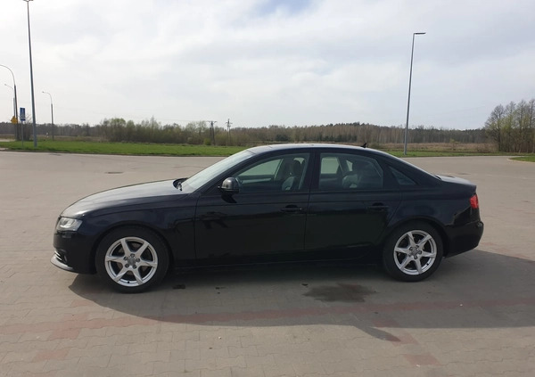 Audi A4 cena 29800 przebieg: 276000, rok produkcji 2008 z Białystok małe 67